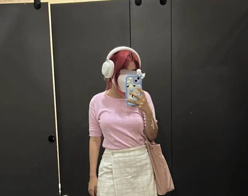 Asian slutty get exposed