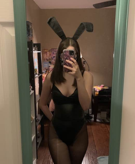 Super sexy bunny teen 