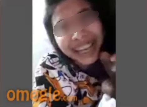 Latina suck her boyfriend and watch my dick