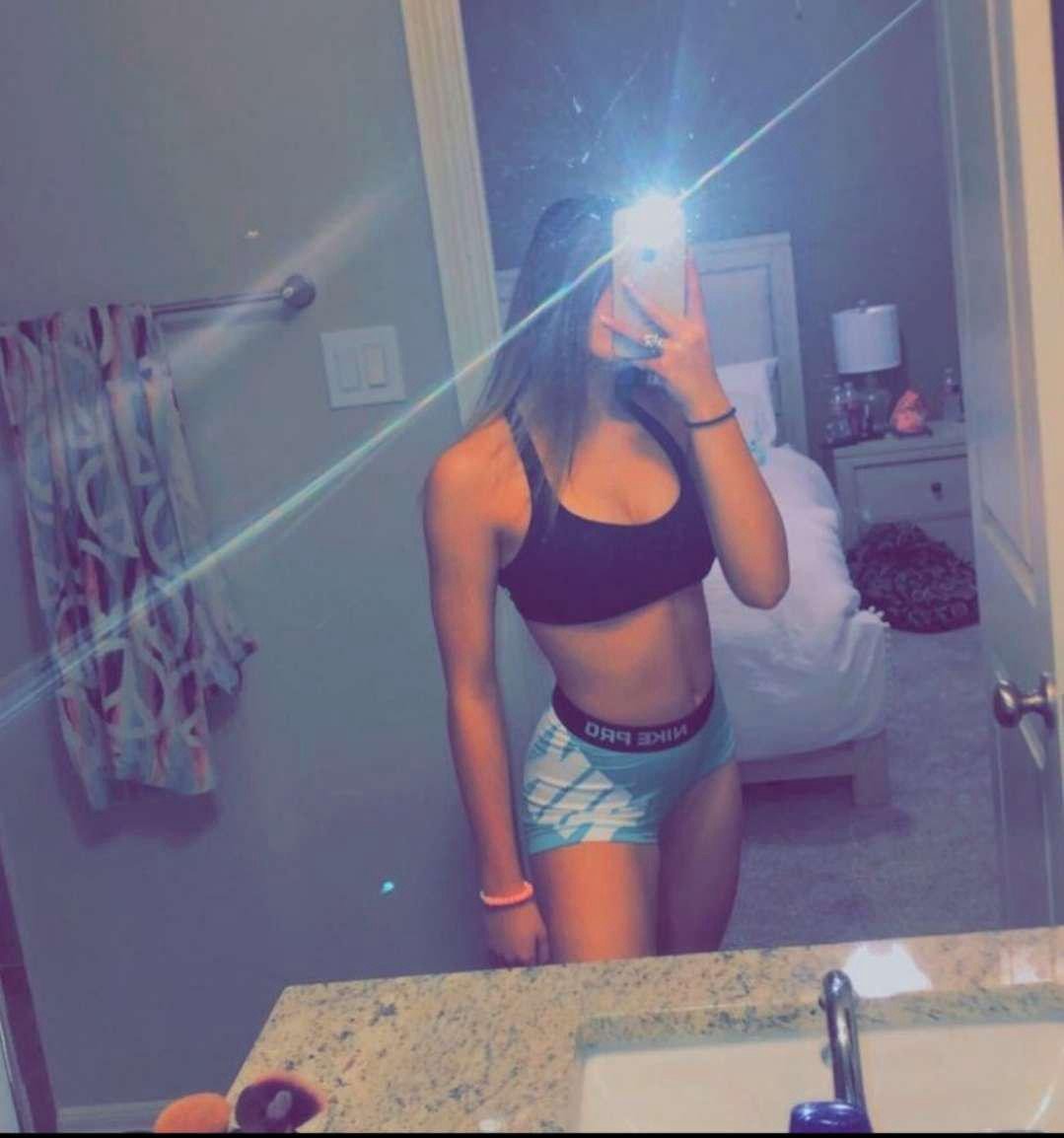 Hot Texan girlfriend get exposed