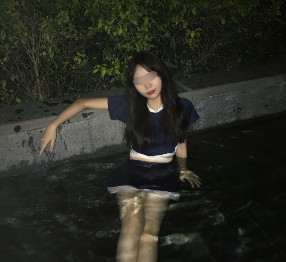 Asian Korean slutty get exposed